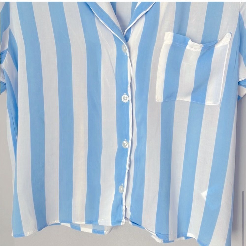NWOT SHADY LADY SHORT SLEEVE PAJAMA/ LOUNGE TOP BLUE/WHITE STRIPES SIZE LARGE - Picture 13 of 16